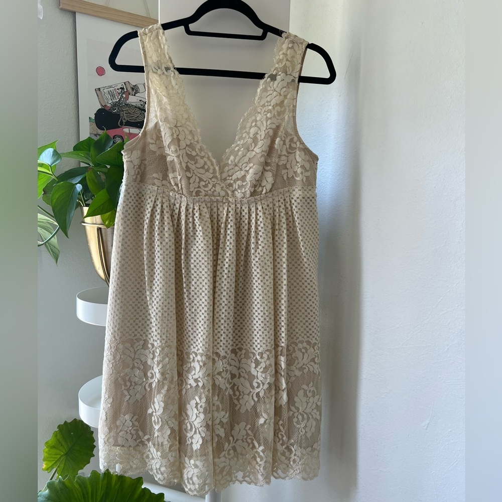 Vintage Ivory Lace Mini Dress BCBGMAXAZRIA